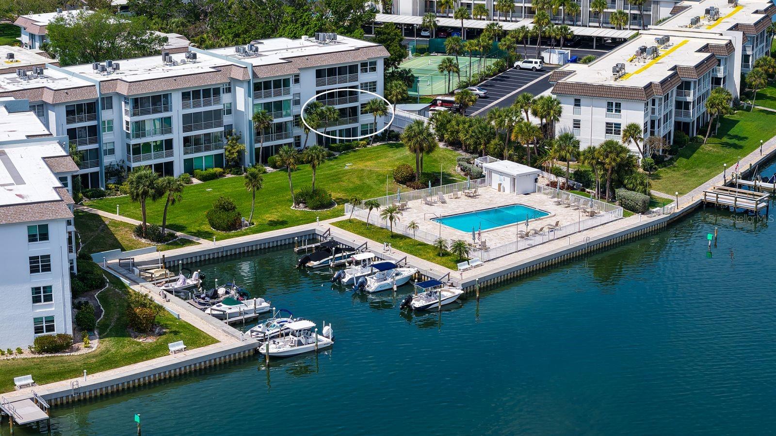 605 SUTTON PL #201, LONGBOAT KEY, FL, 34228