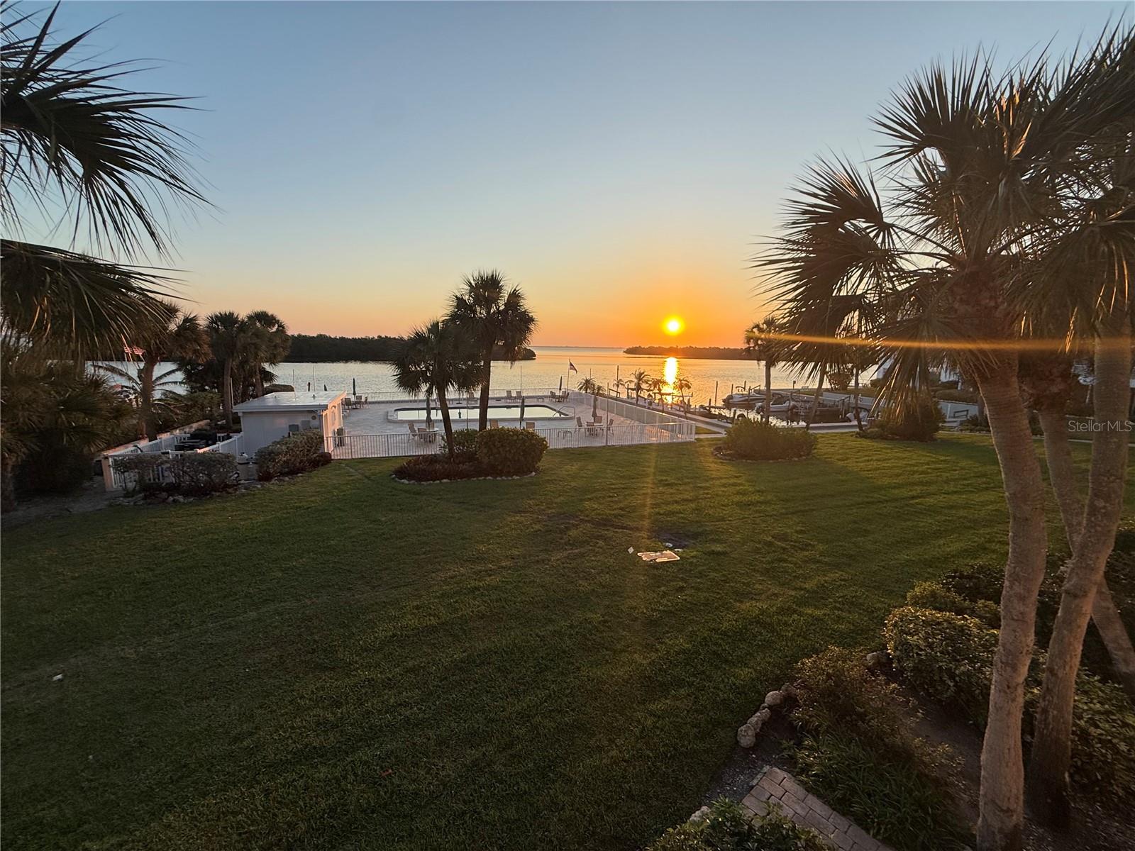605 SUTTON PL #201, LONGBOAT KEY, FL, 34228