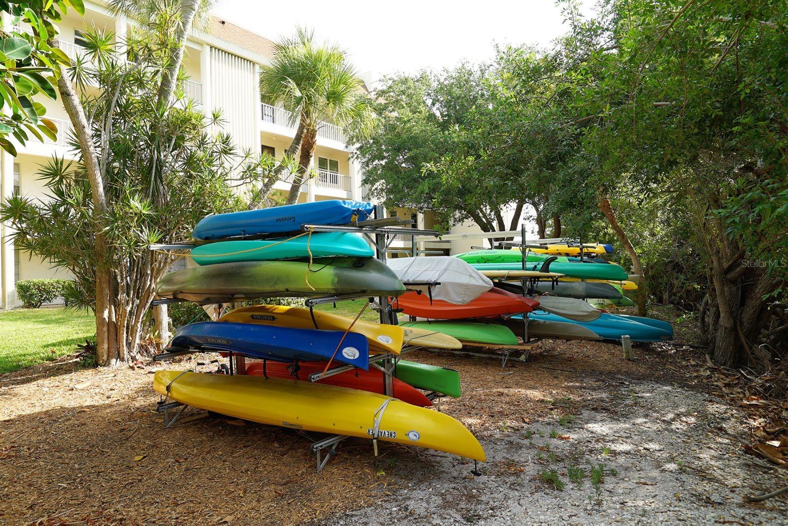 605 SUTTON PL #201, LONGBOAT KEY, FL, 34228