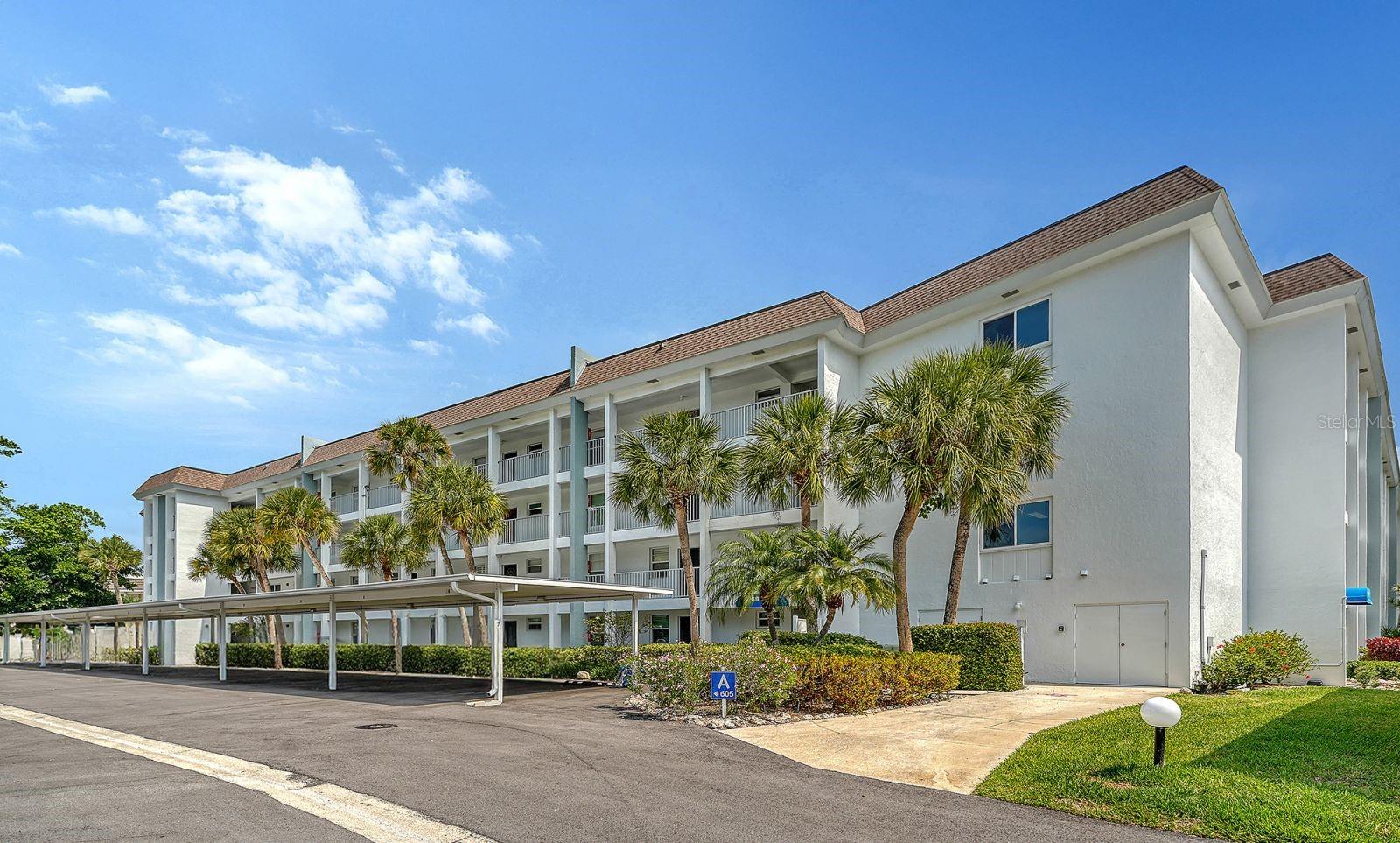 605 SUTTON PL #201, LONGBOAT KEY, FL, 34228
