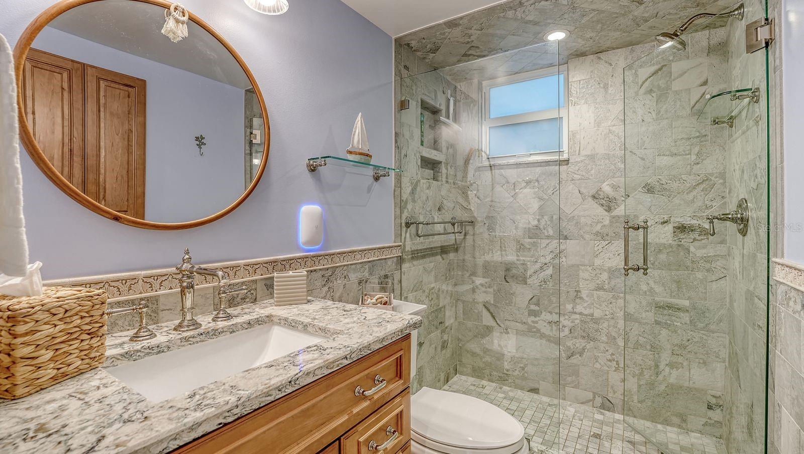 605 SUTTON PL #201, LONGBOAT KEY, FL, 34228