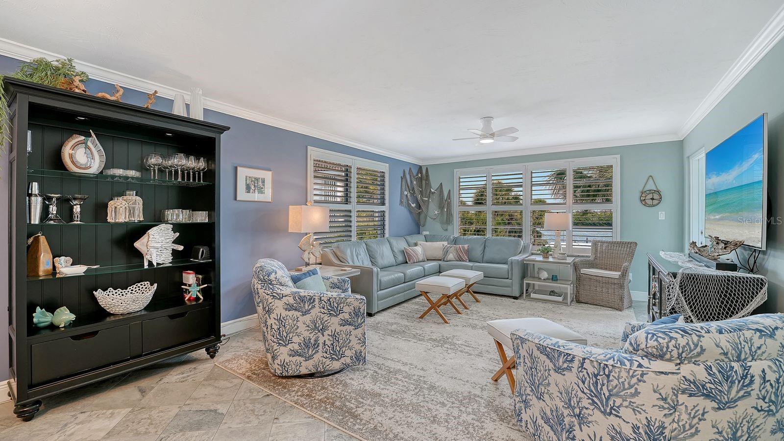 605 SUTTON PL #201, LONGBOAT KEY, FL, 34228