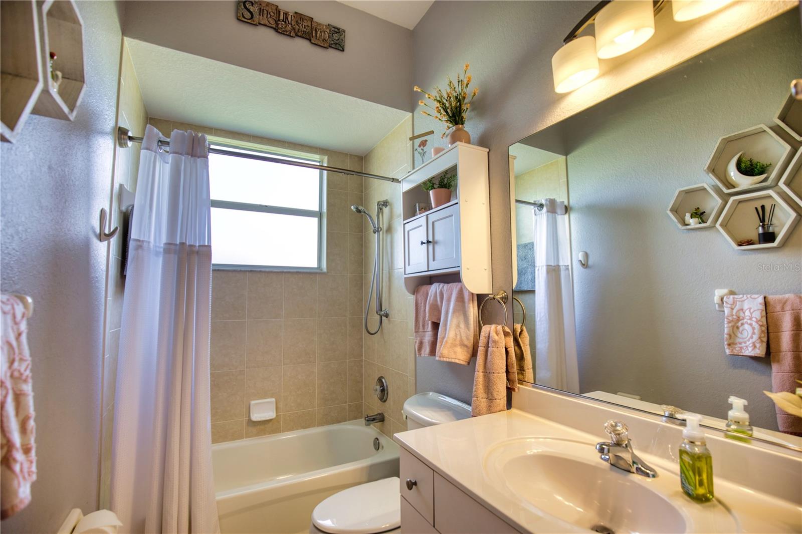 6195 KEVITT BLVD, PORT CHARLOTTE, FL, 33981