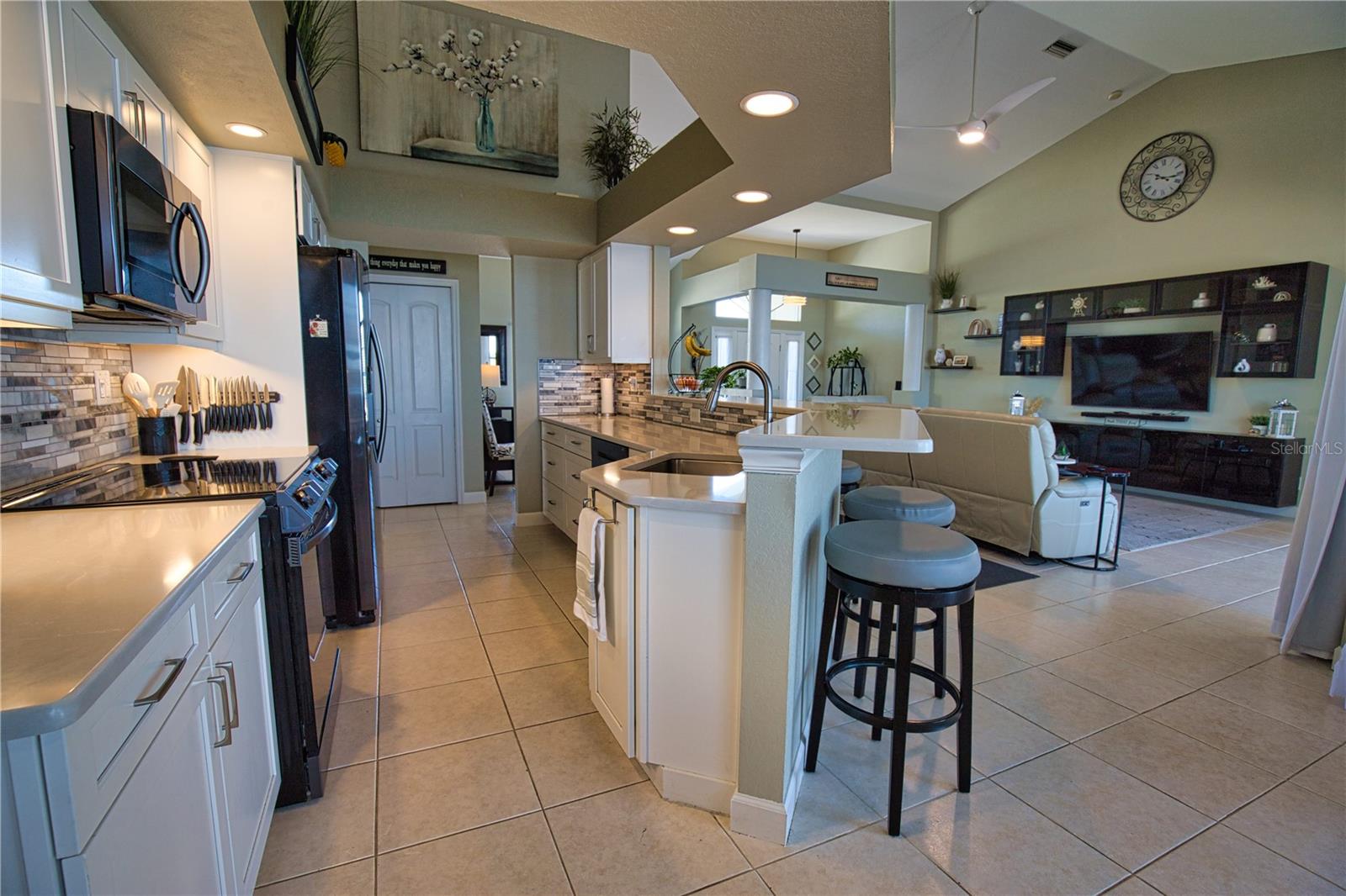 6195 KEVITT BLVD, PORT CHARLOTTE, FL, 33981