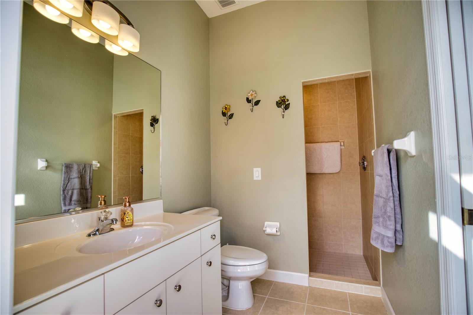 6195 KEVITT BLVD, PORT CHARLOTTE, FL, 33981
