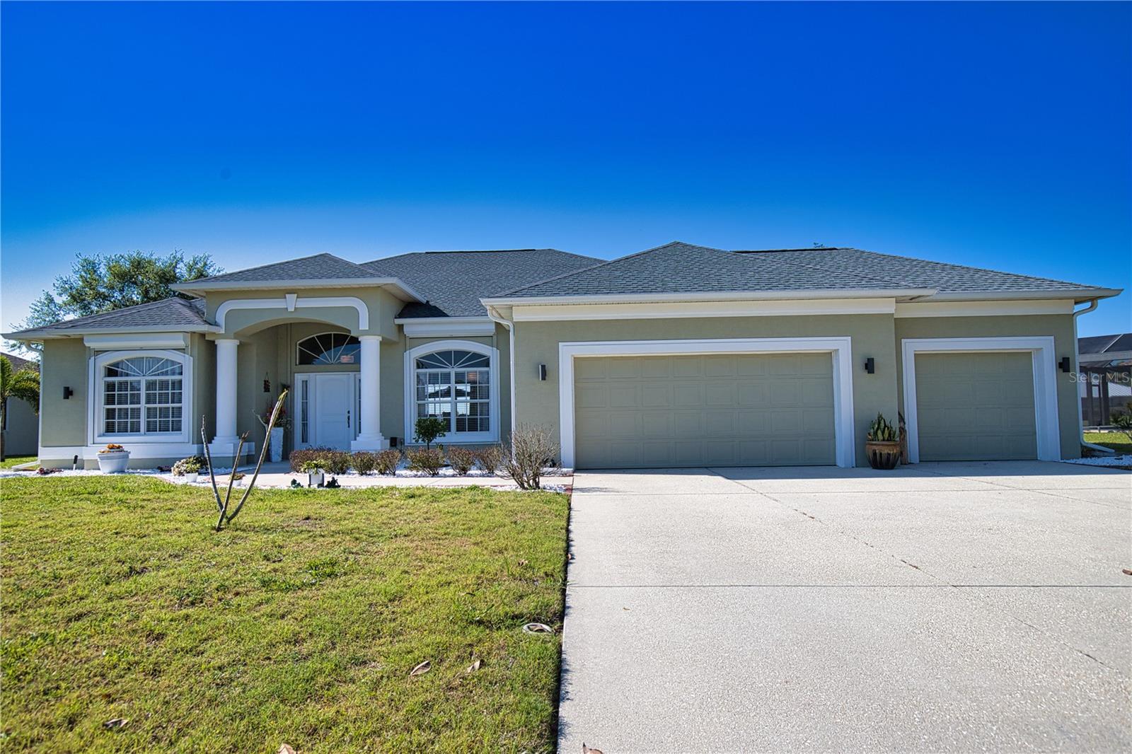 6195 KEVITT BLVD, PORT CHARLOTTE, FL, 33981