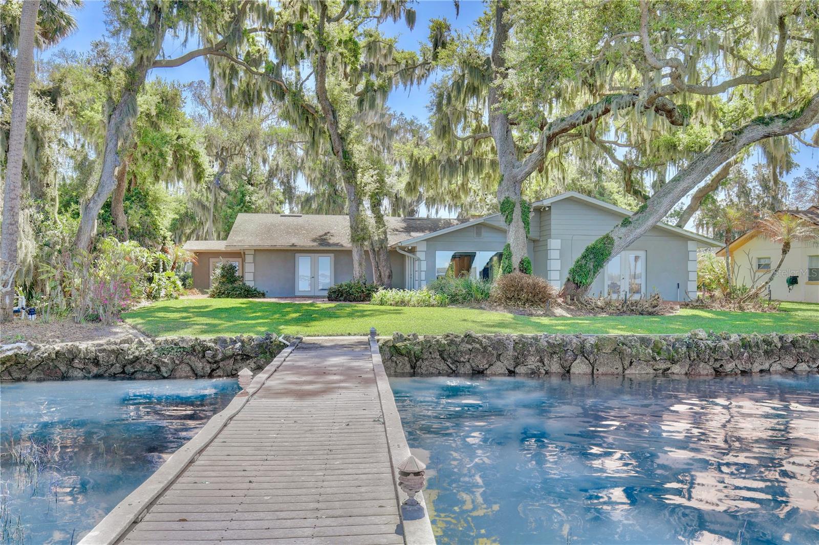 504 BANNING BEACH RD, TAVARES, FL, 32778