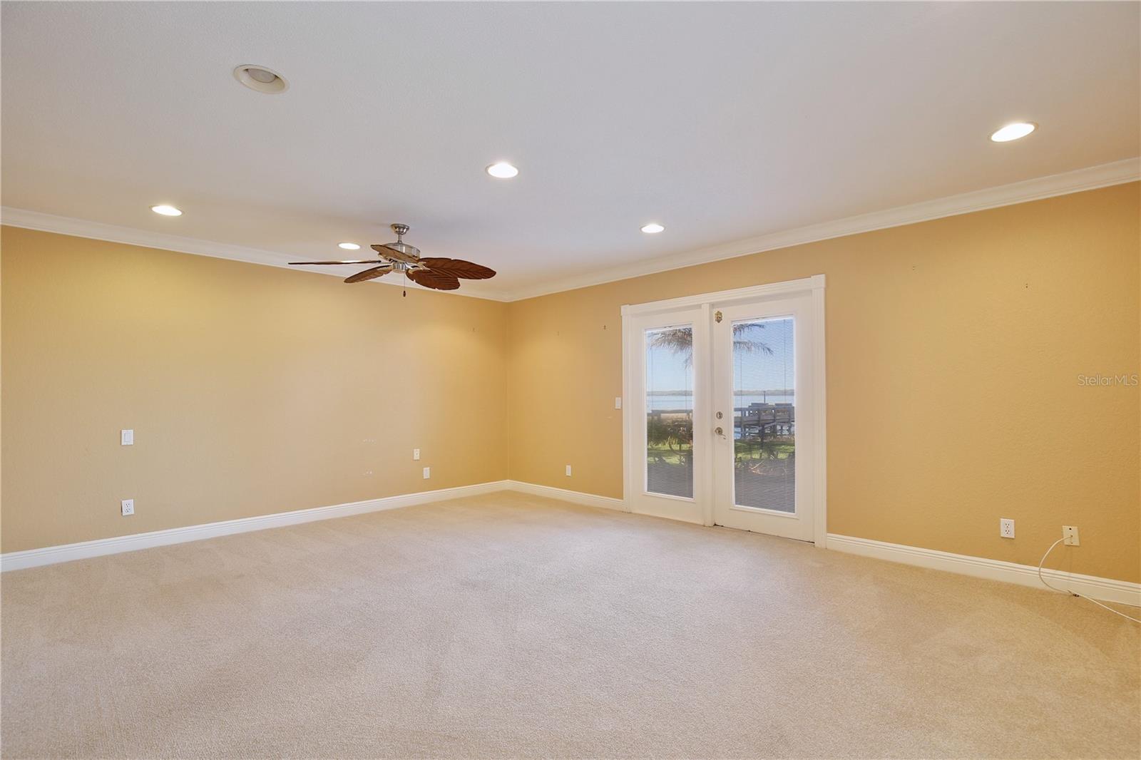 504 BANNING BEACH RD, TAVARES, FL, 32778