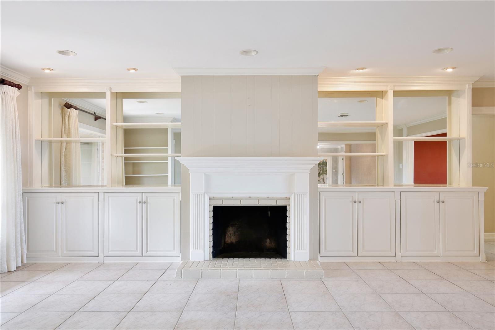 504 BANNING BEACH RD, TAVARES, FL, 32778