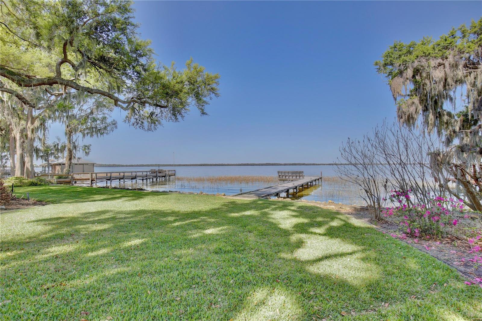 504 BANNING BEACH RD, TAVARES, FL, 32778