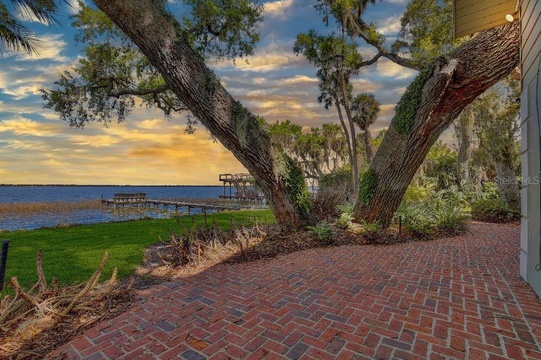 504 BANNING BEACH RD, TAVARES, FL, 32778