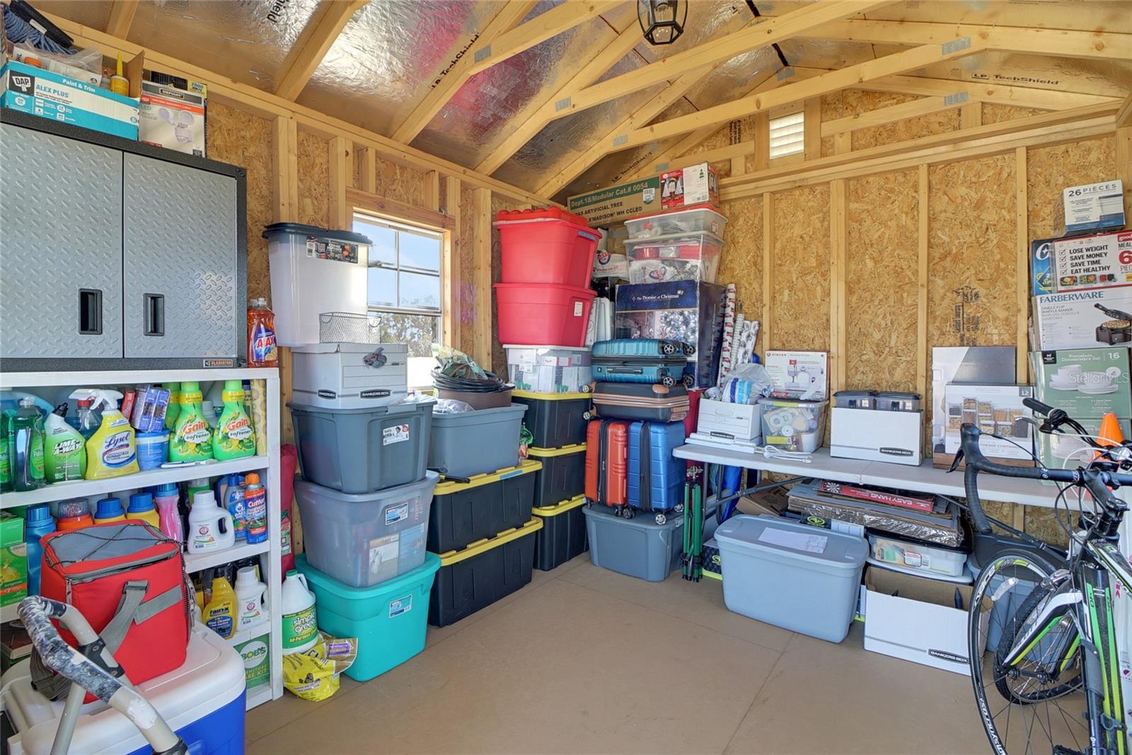 1679 E COUNTY ROAD 462, WILDWOOD, FL, 34785