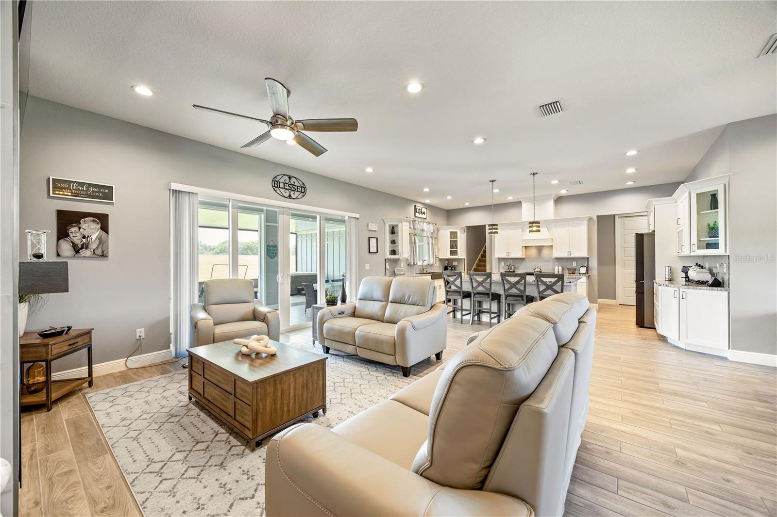 1679 E COUNTY ROAD 462, WILDWOOD, FL, 34785