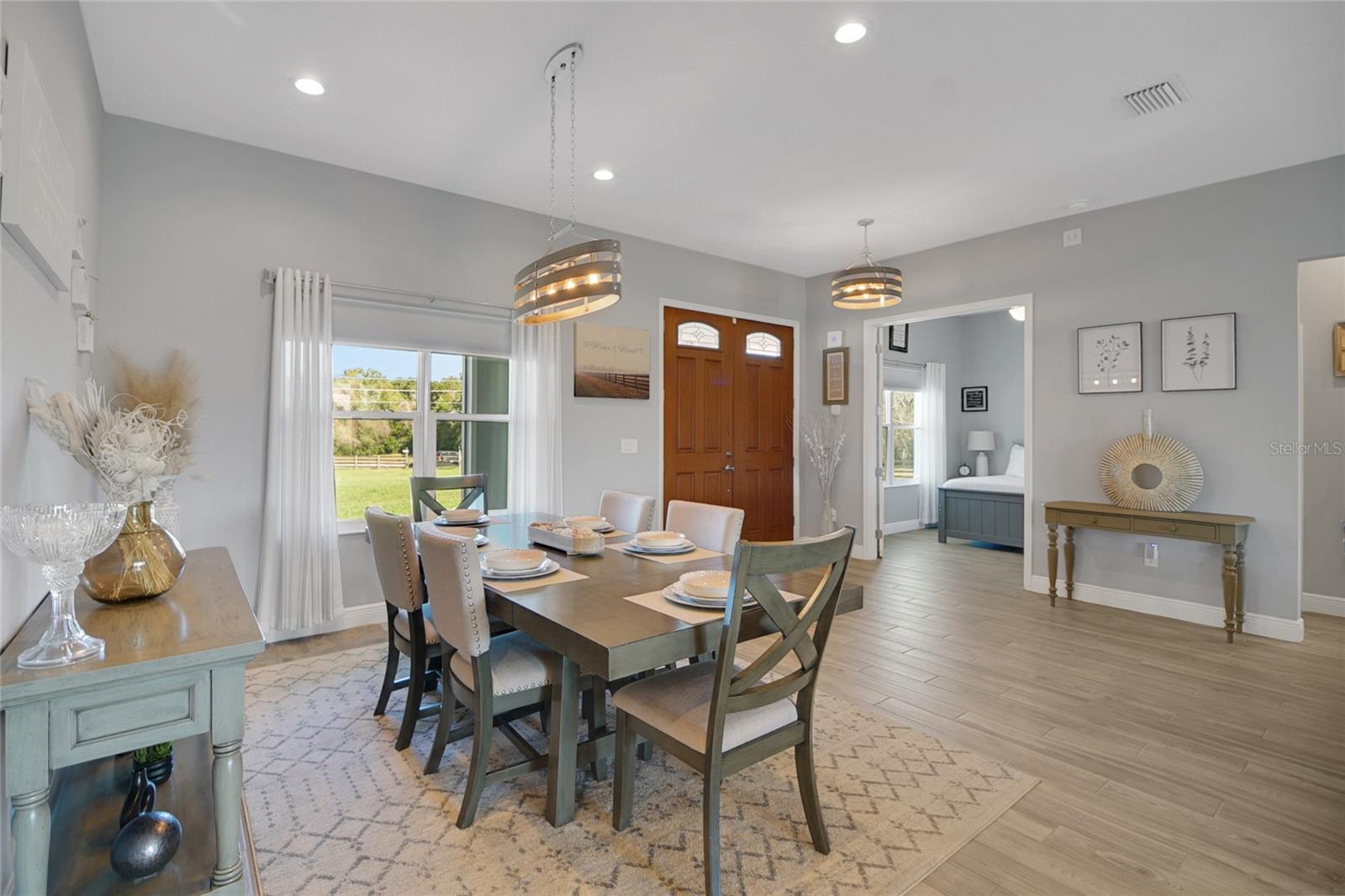 1679 E COUNTY ROAD 462, WILDWOOD, FL, 34785