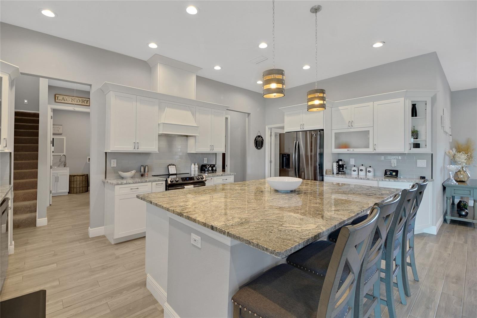 1679 E COUNTY ROAD 462, WILDWOOD, FL, 34785