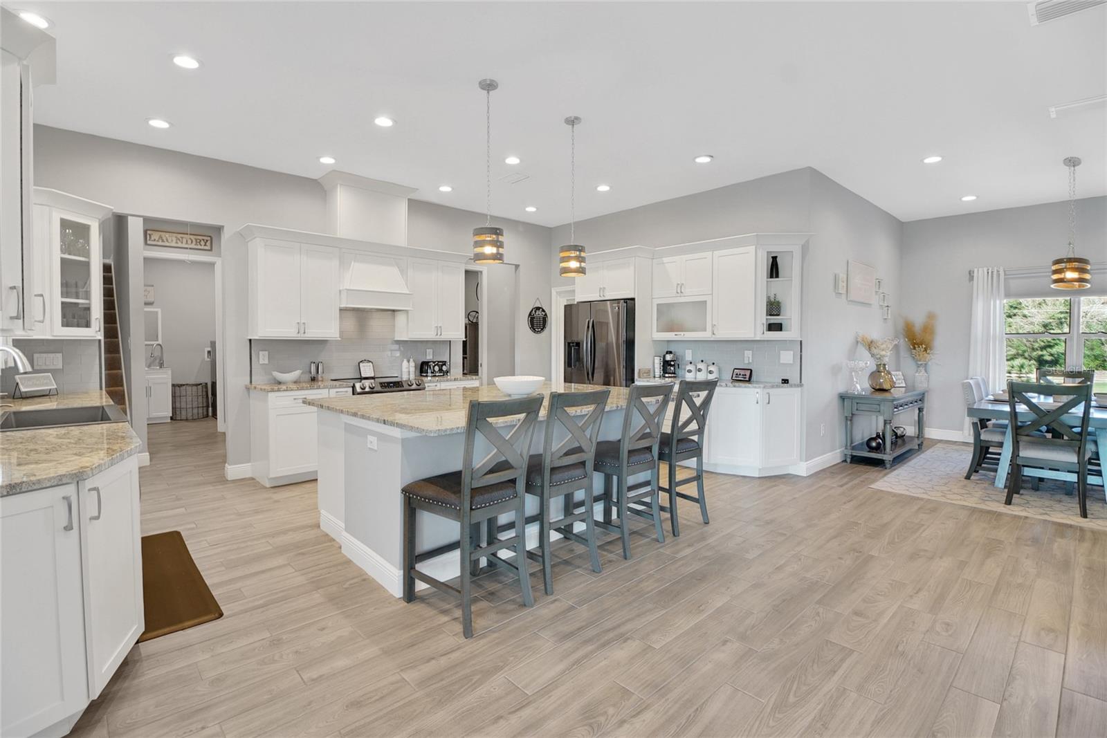 1679 E COUNTY ROAD 462, WILDWOOD, FL, 34785