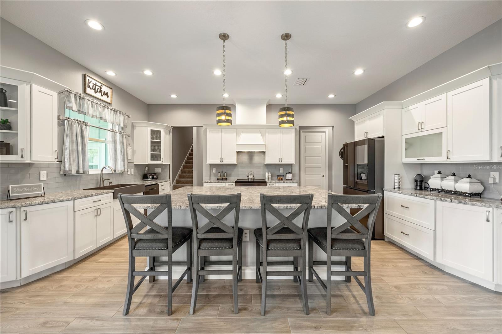 1679 E COUNTY ROAD 462, WILDWOOD, FL, 34785