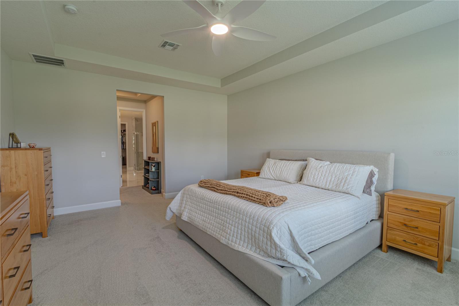 132 LAKE DR, OVIEDO, FL, 32765