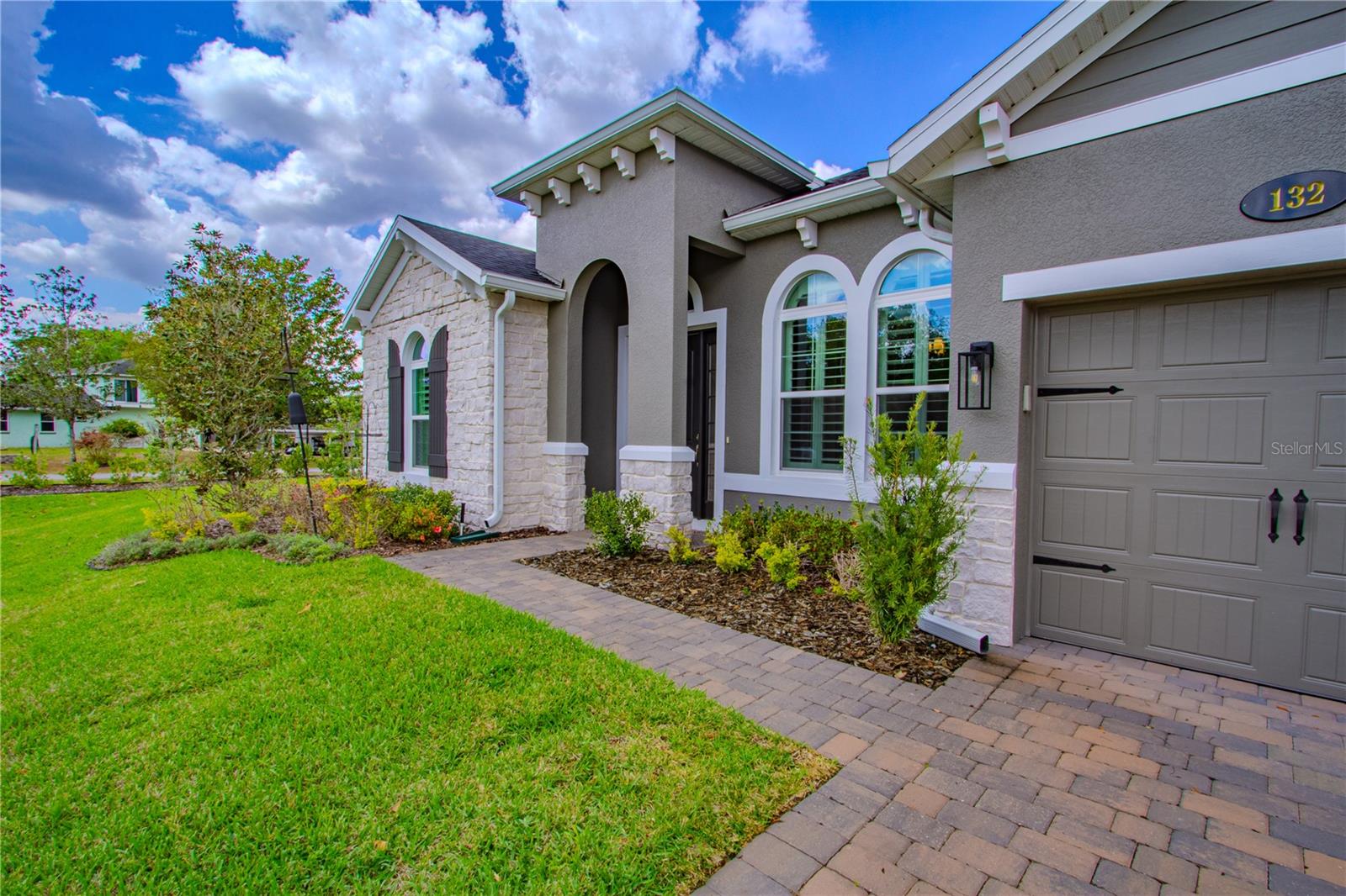 132 LAKE DR, OVIEDO, FL, 32765