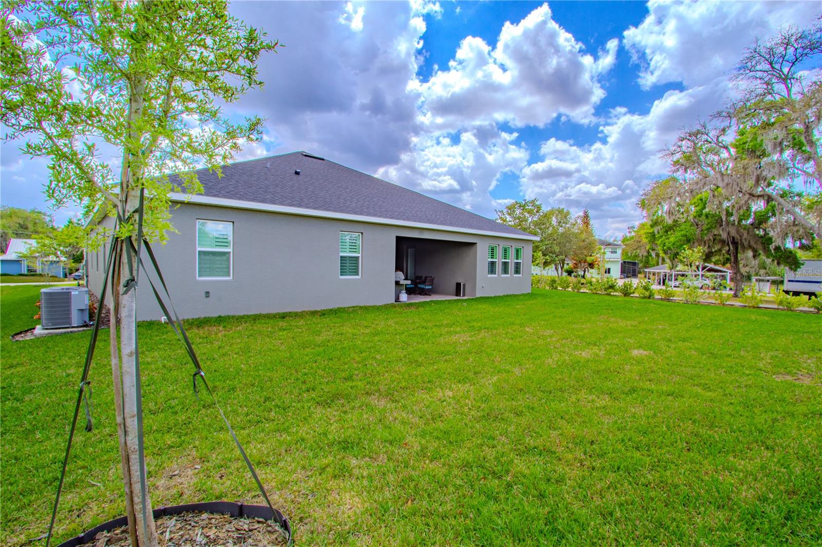 132 LAKE DR, OVIEDO, FL, 32765