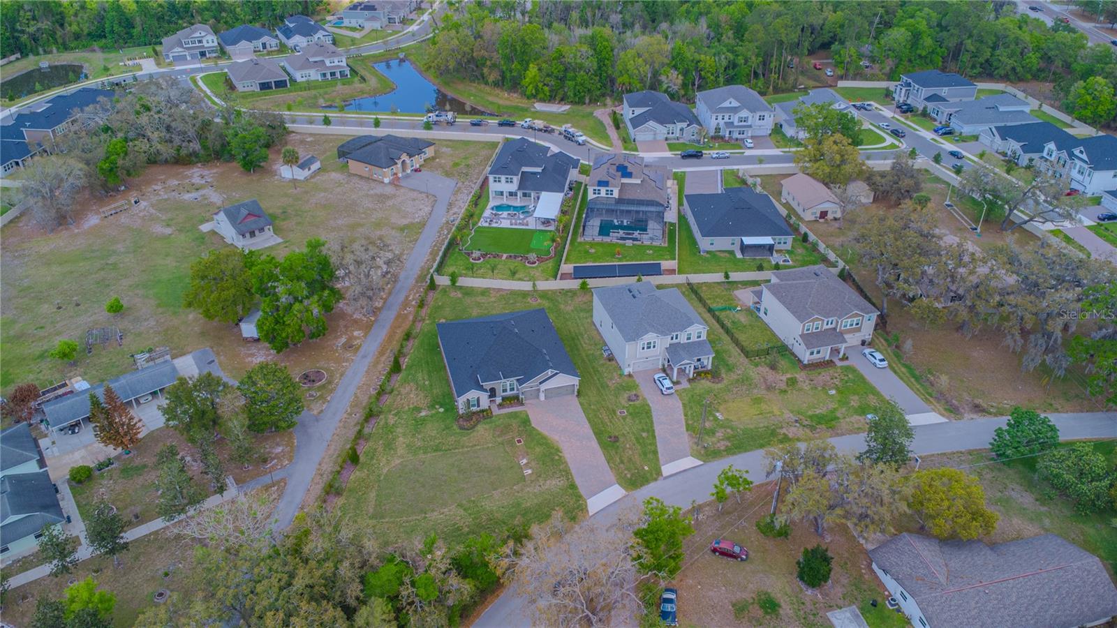 132 LAKE DR, OVIEDO, FL, 32765