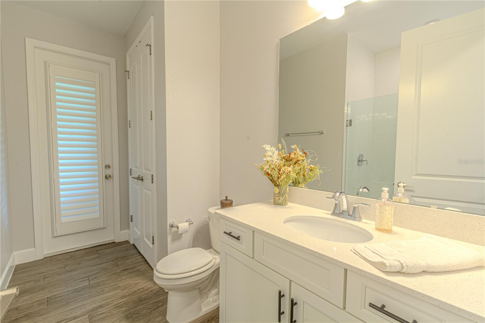 132 LAKE DR, OVIEDO, FL, 32765