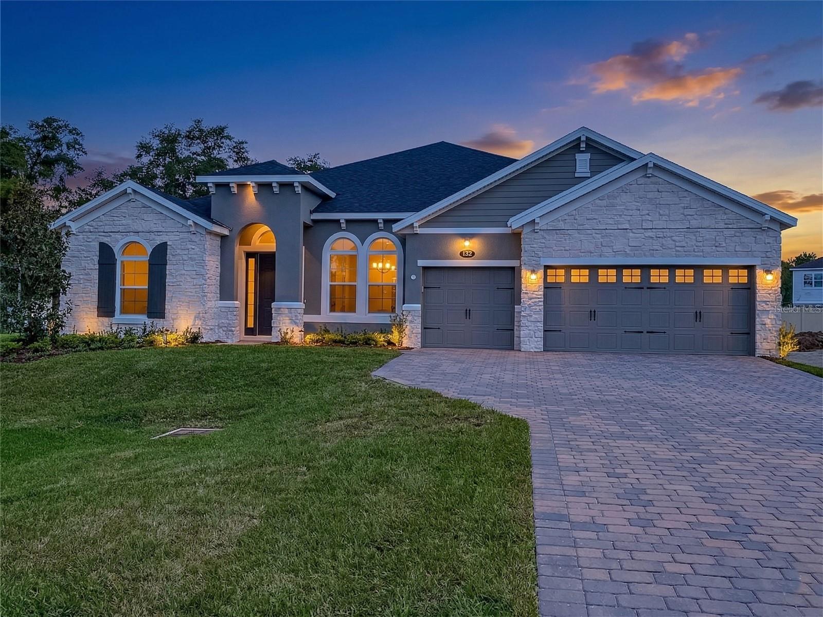 132 LAKE DR, OVIEDO, FL, 32765