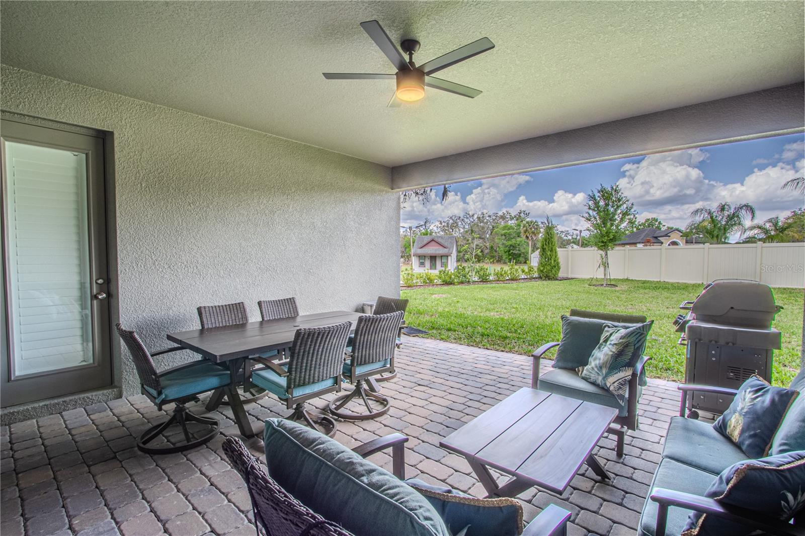 132 LAKE DR, OVIEDO, FL, 32765