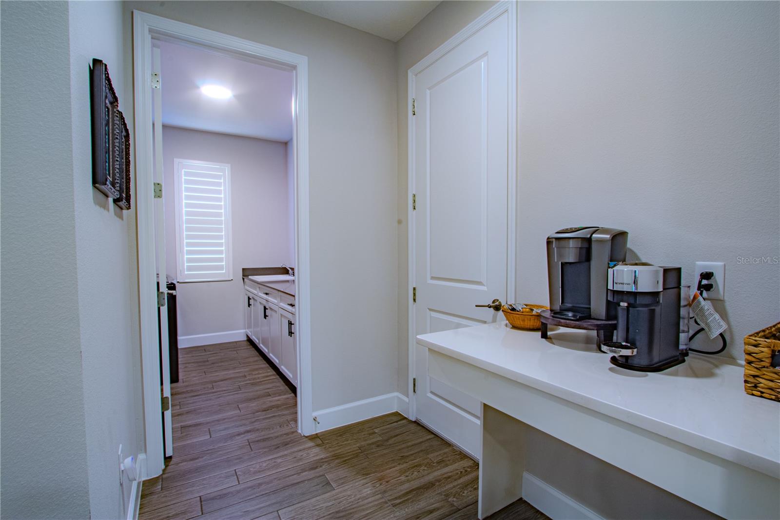 132 LAKE DR, OVIEDO, FL, 32765
