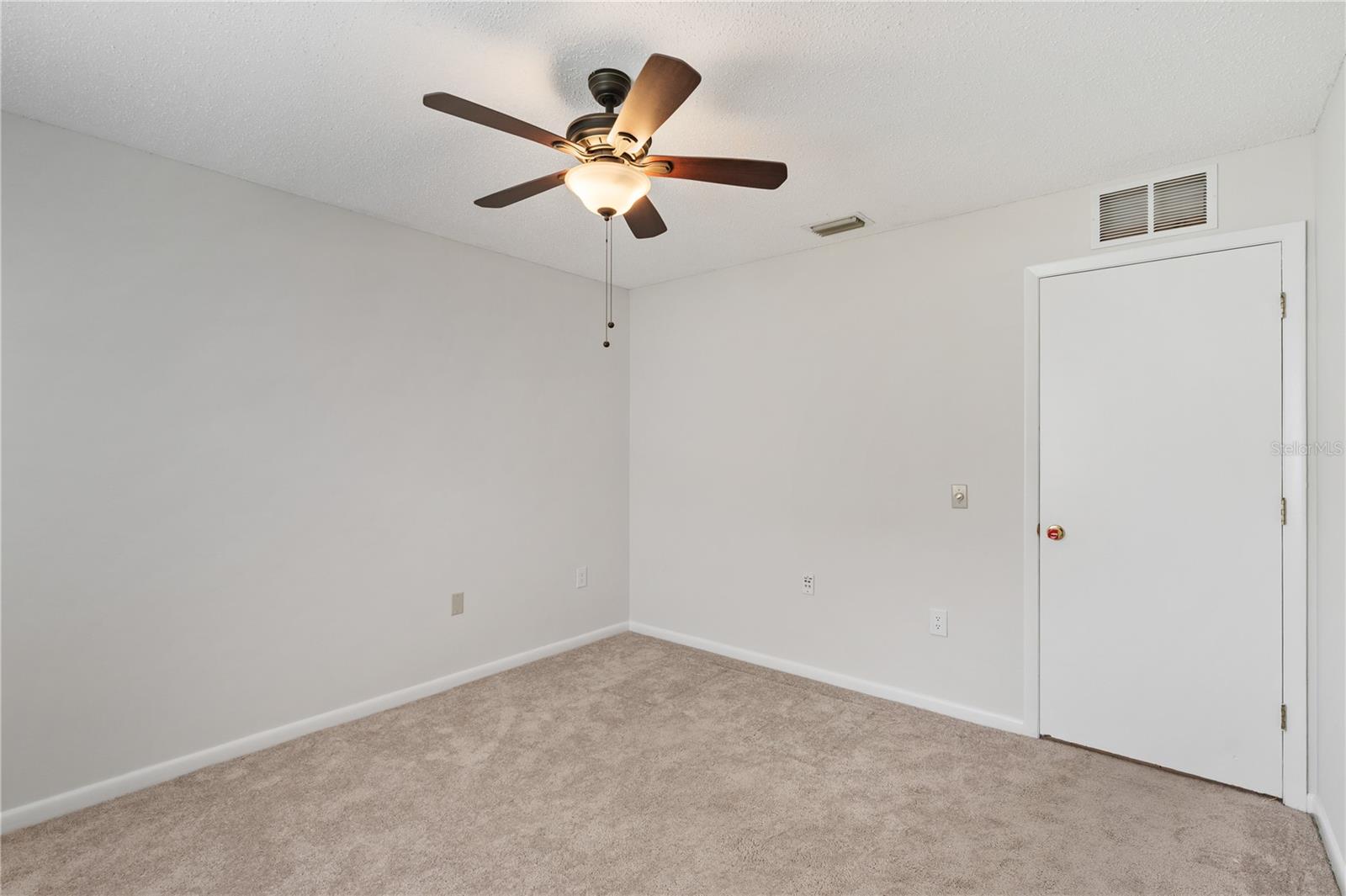 4770 SILVER CIR, ZEPHYRHILLS, FL, 33541