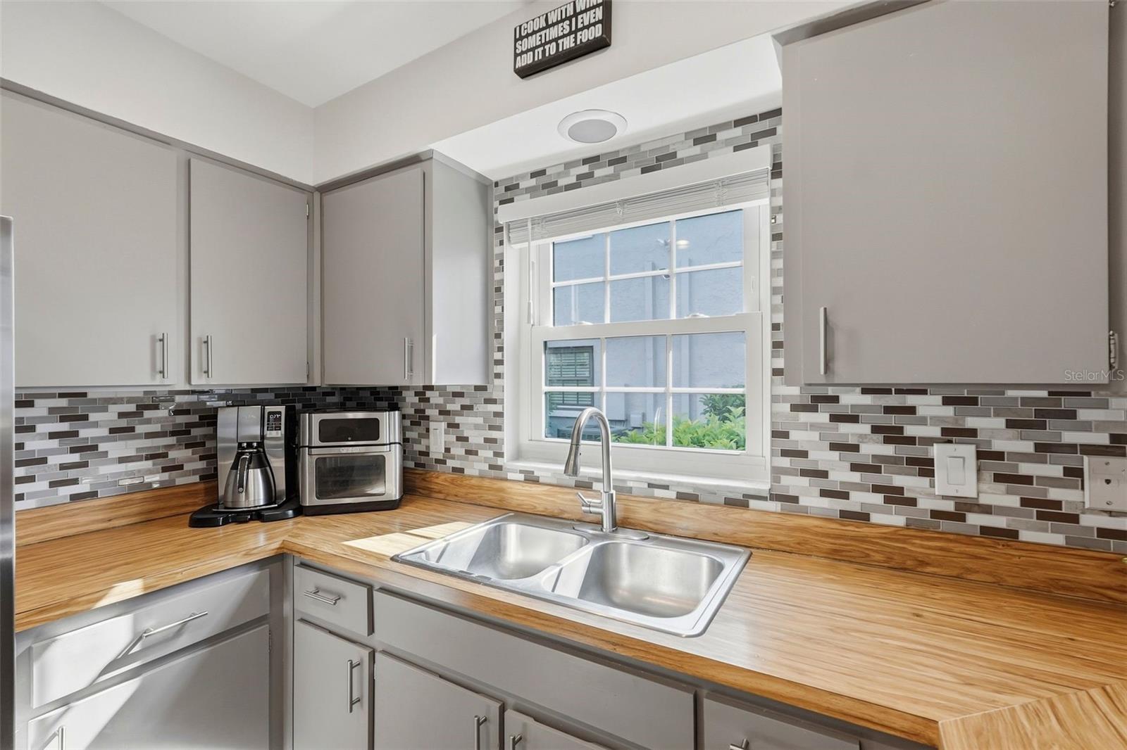 5745 CALAIS BLVD N #2, ST PETERSBURG, FL, 33714