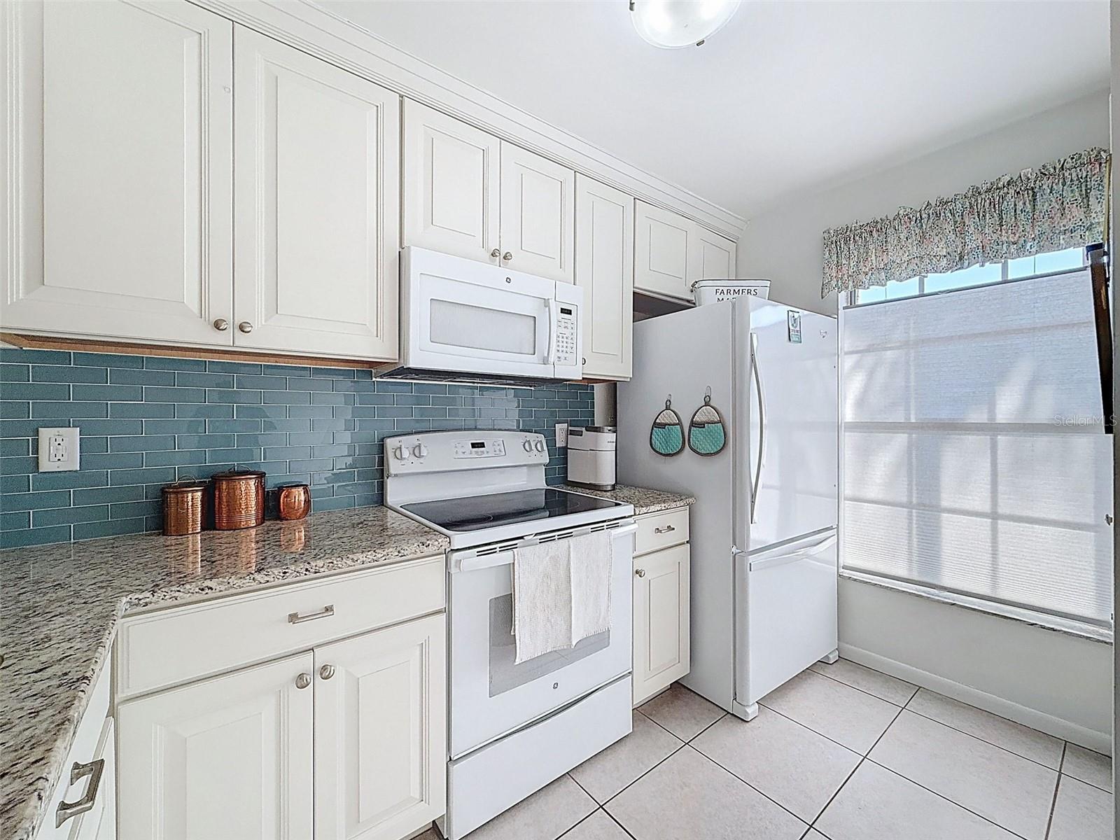 4833 MYRTLE OAK DR #12, NEW PORT RICHEY, FL, 34653