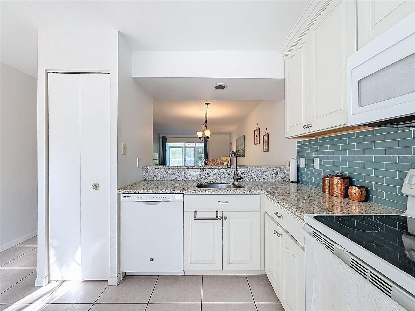 4833 MYRTLE OAK DR #12, NEW PORT RICHEY, FL, 34653
