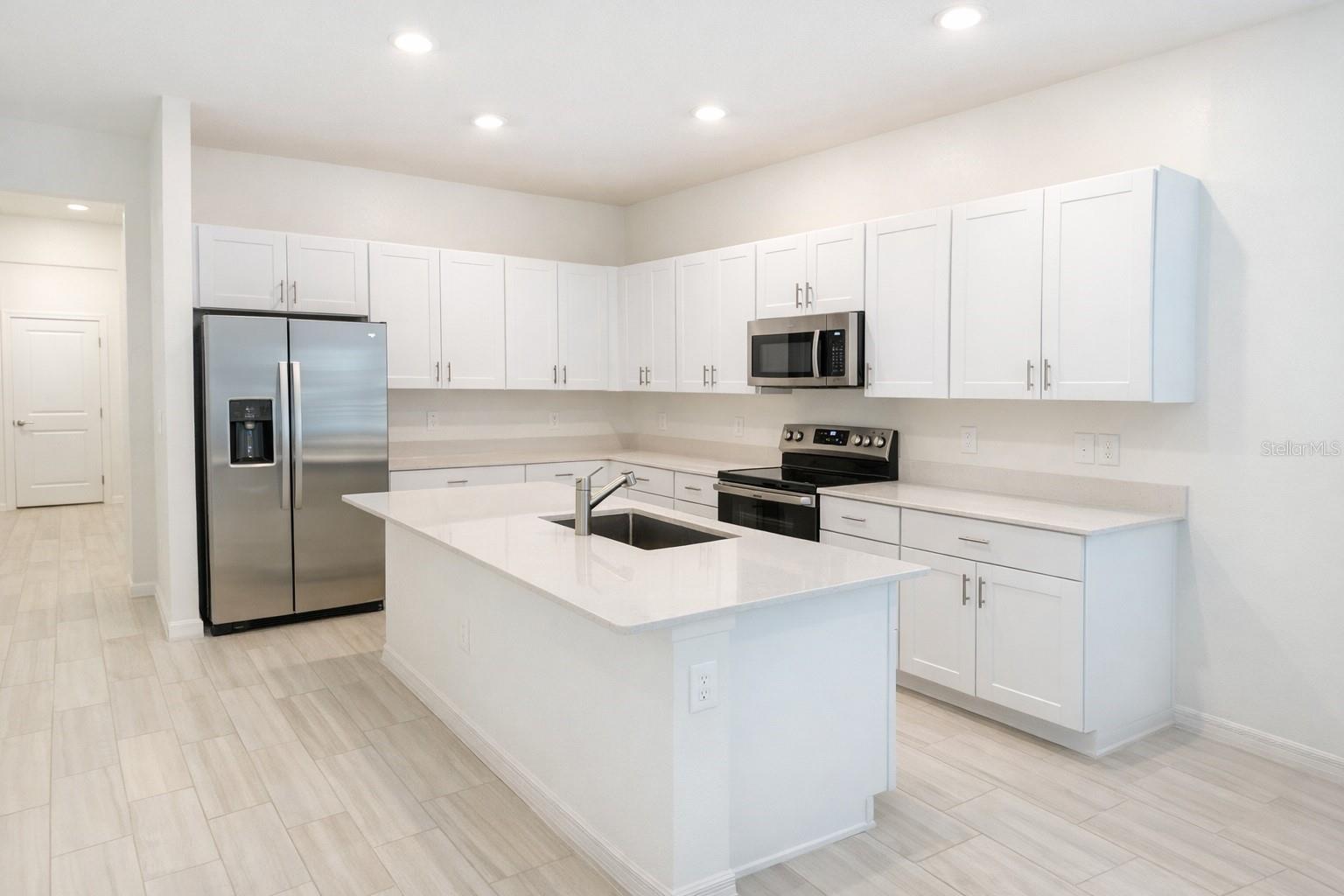 9872 DANCING GOAT PL, LAND O LAKES, FL, 34638