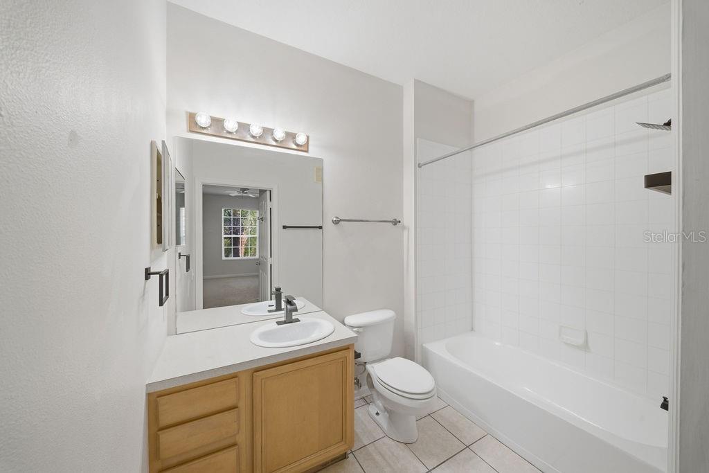 3190 DANTE DR #305, ORLANDO, FL, 32835
