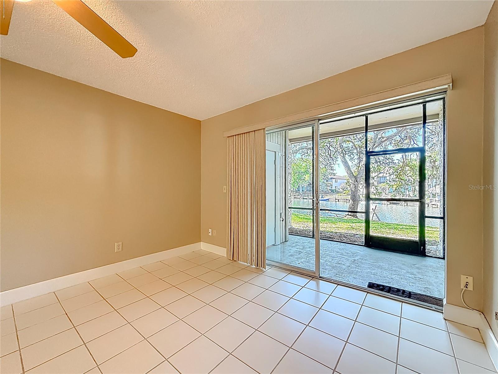 6301 NEWTOWN CIR #1A2, TAMPA, FL, 33615