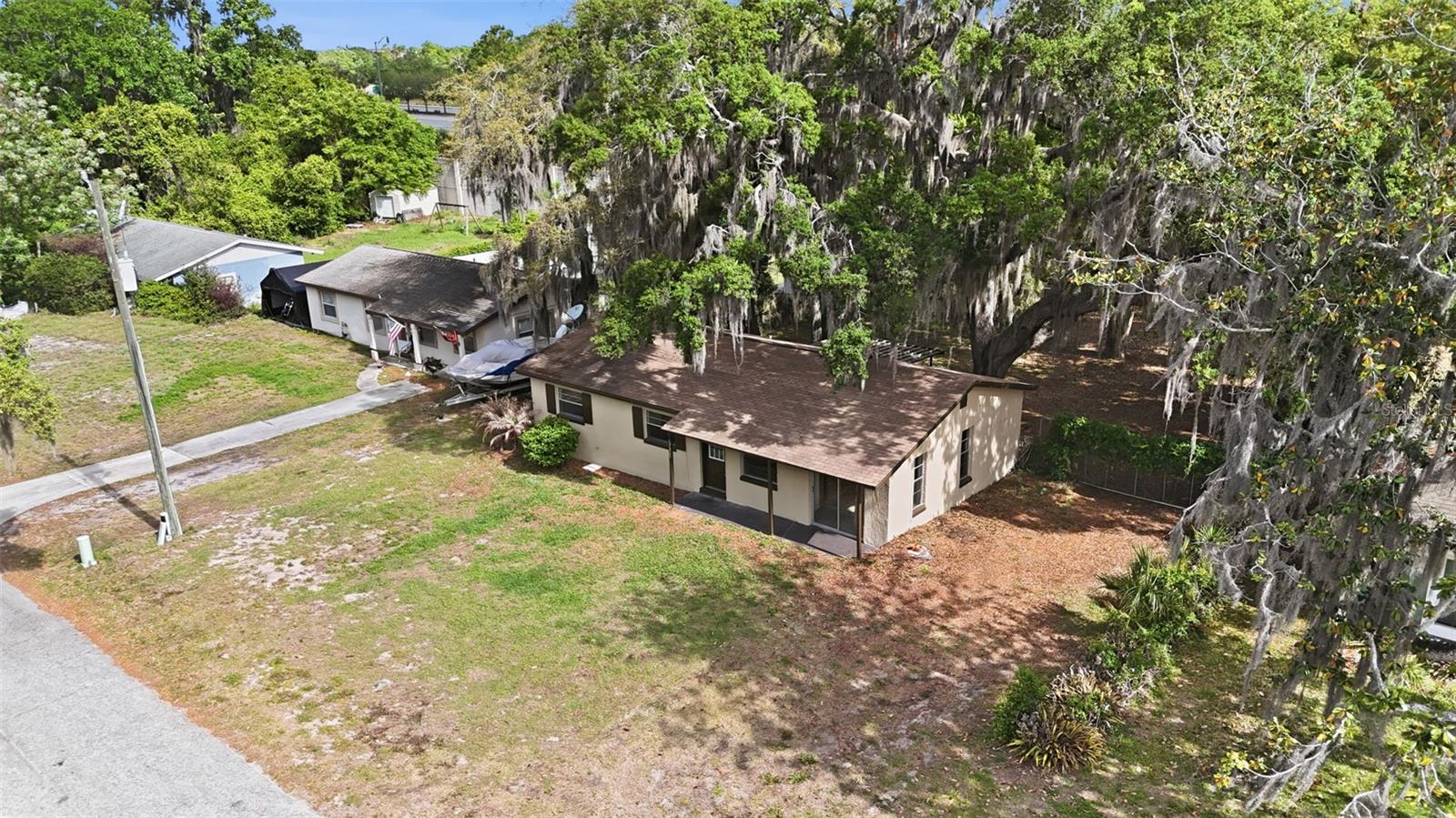 10829 MARGARET DR, TAVARES, FL, 32778