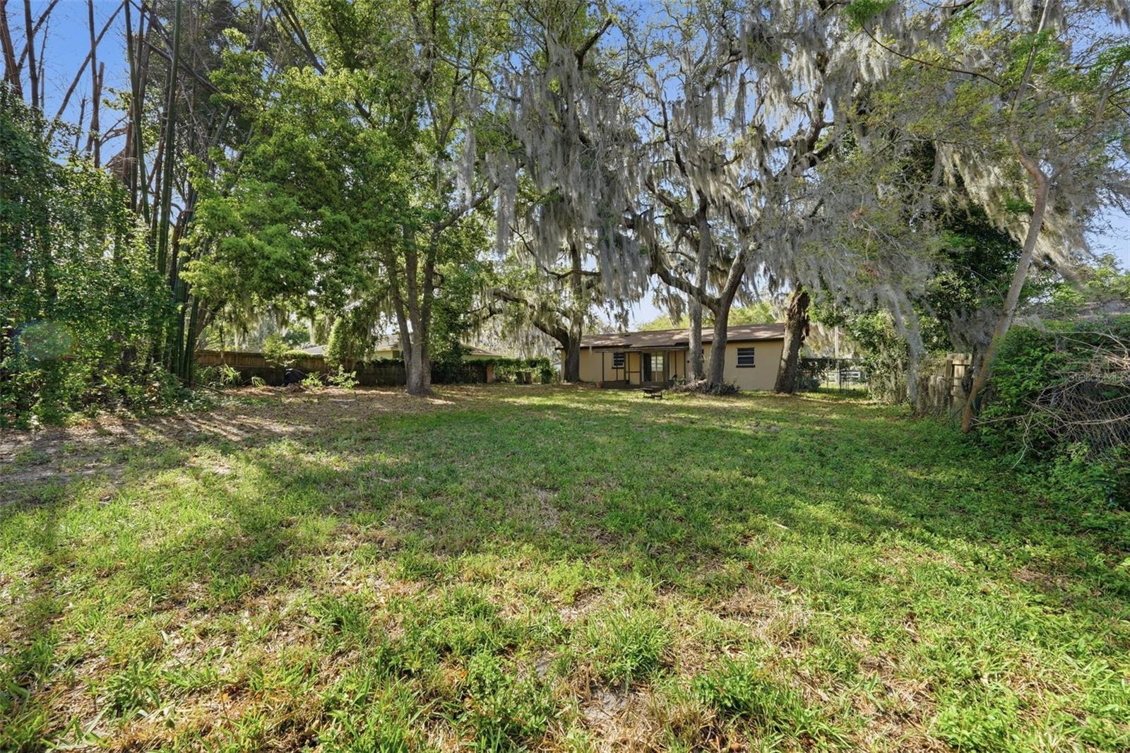 10829 MARGARET DR, TAVARES, FL, 32778