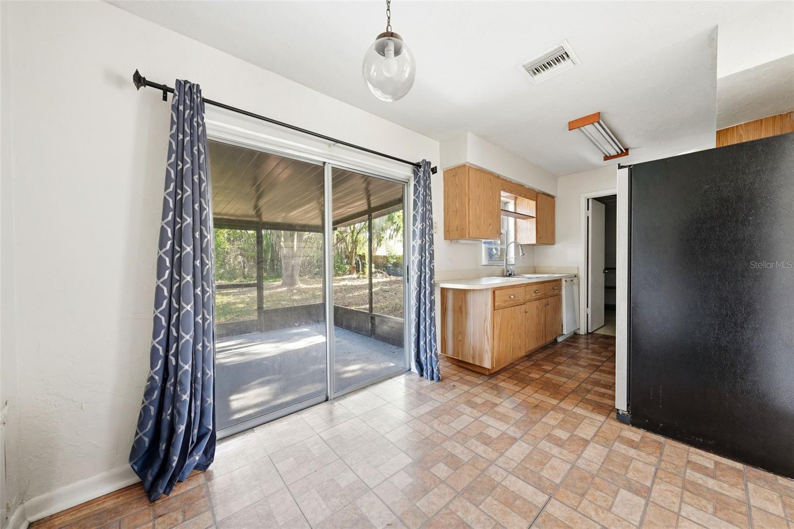10829 MARGARET DR, TAVARES, FL, 32778