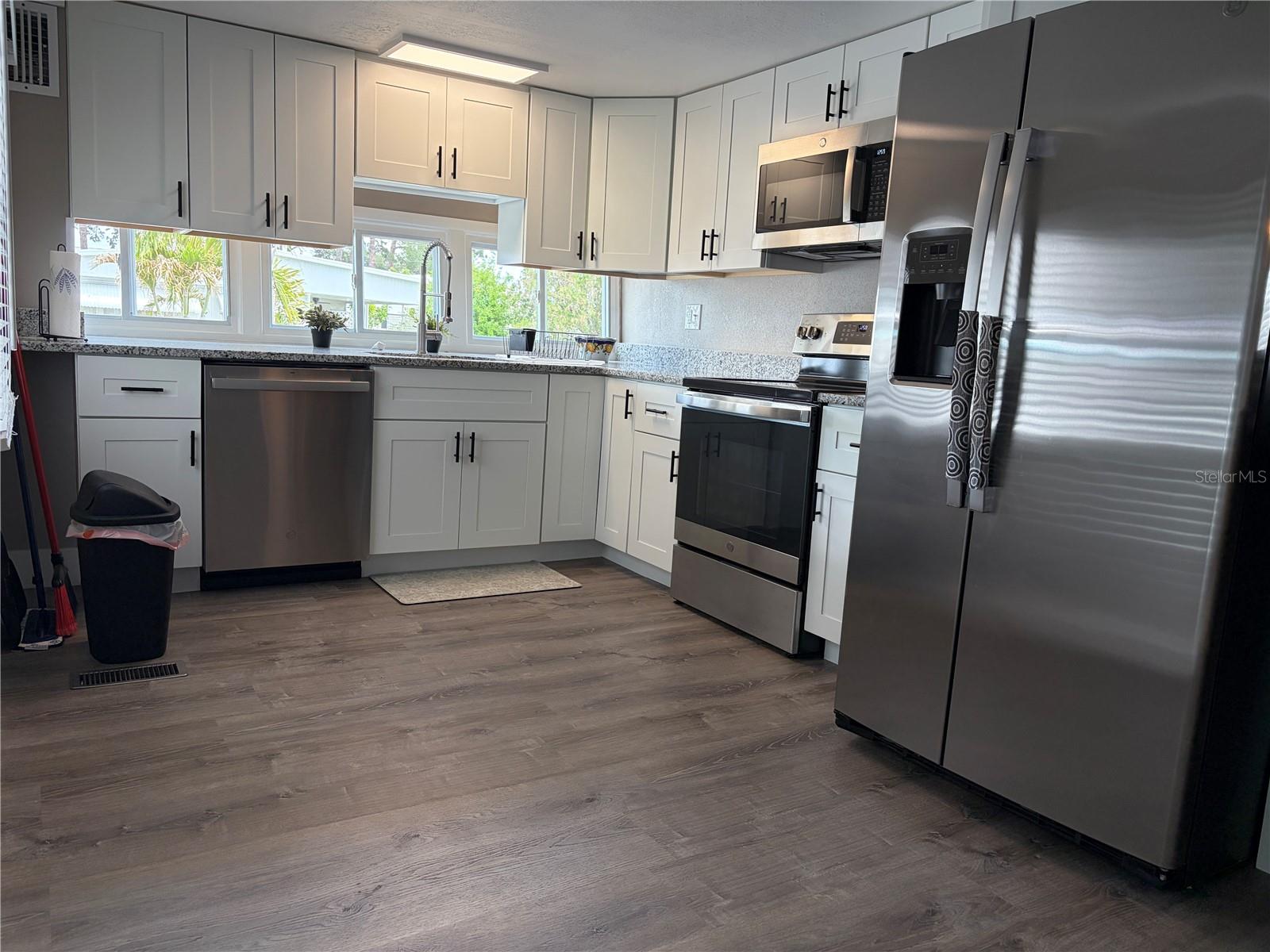 5001 OAKLAND HILLS AVE, SARASOTA, FL, 34234