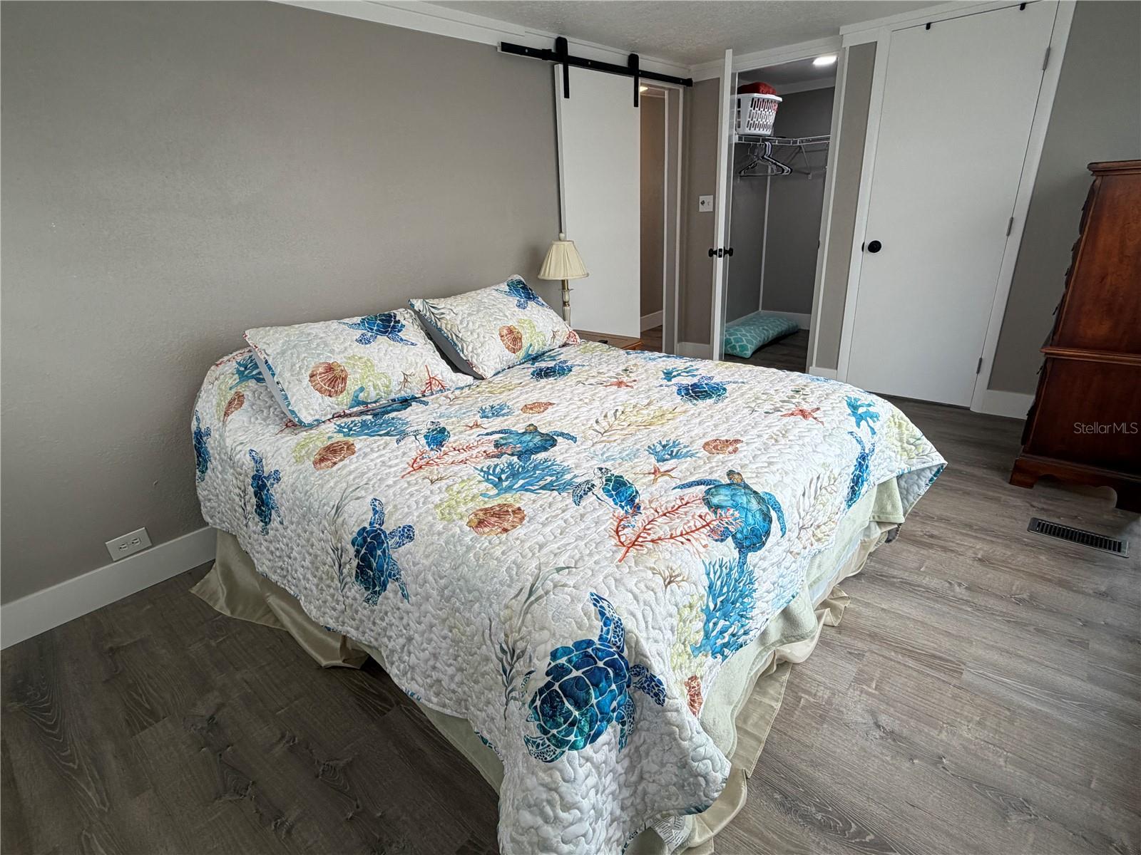 5001 OAKLAND HILLS AVE, SARASOTA, FL, 34234