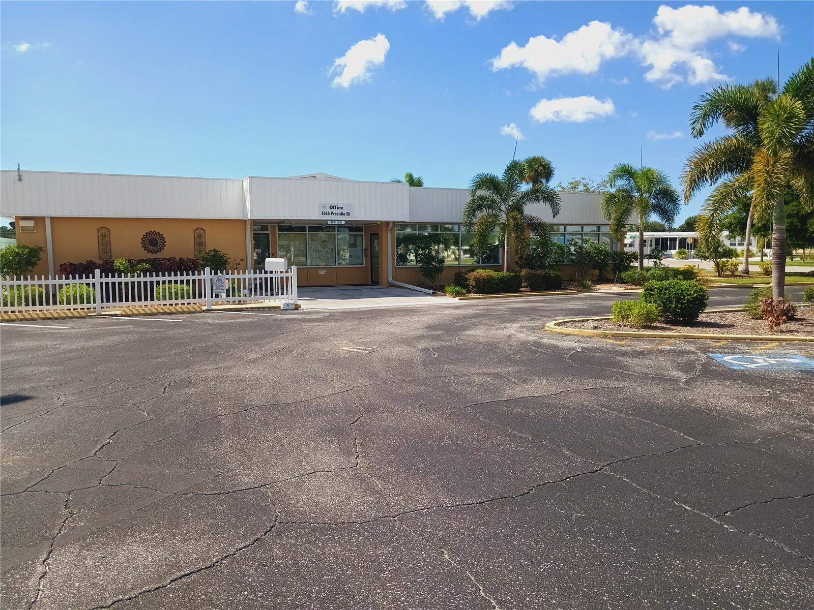 5001 OAKLAND HILLS AVE, SARASOTA, FL, 34234