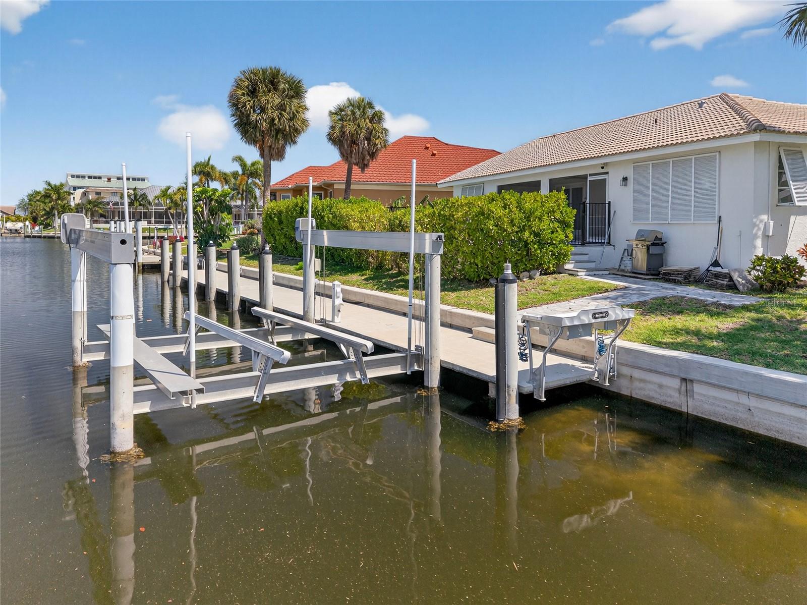 125 DONNA CT, PUNTA GORDA, FL, 33950