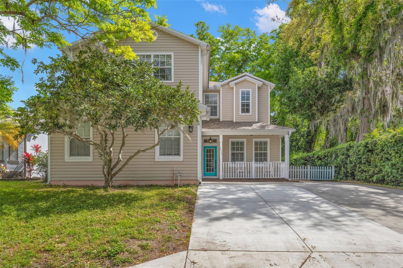 3114 S CANAL DR, PALM HARBOR, FL 3468Key West-style 3-bedroom, 2.5-bath home set in a peaceful, tucked-away setting, offering a relaxed and inviting living experience.