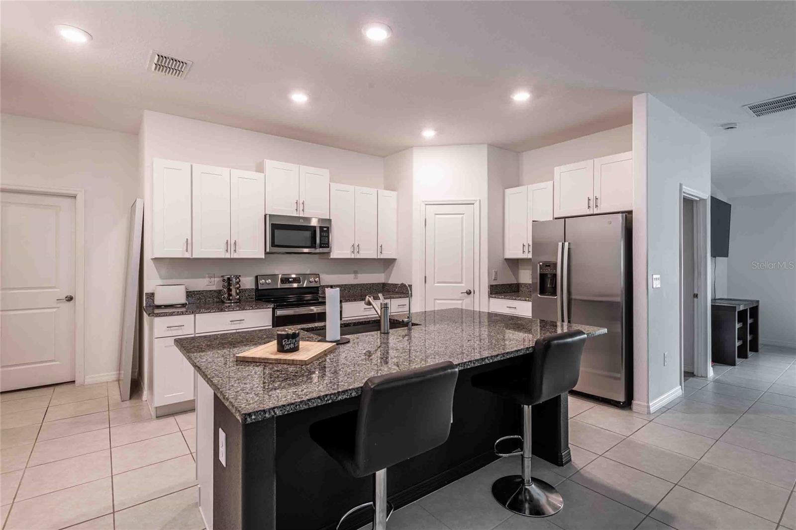 1658 RED LOOP, LAKELAND, FL, 33801