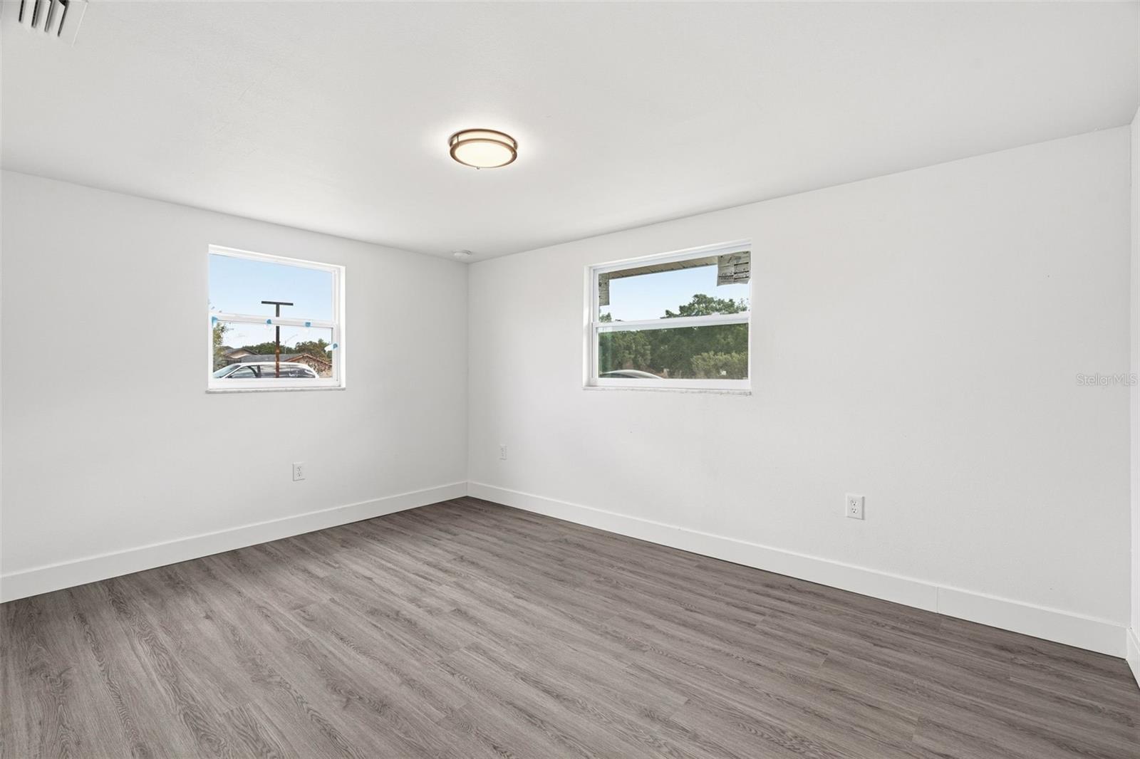 2313 PINEGROVE CIR, PUNTA GORDA, FL, 33982