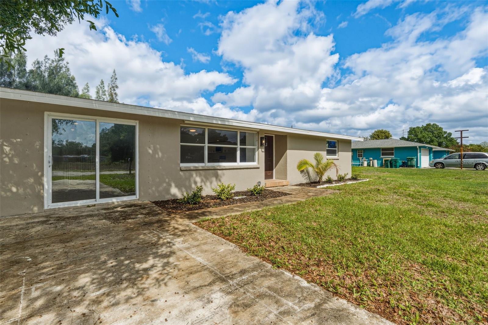 2313 PINEGROVE CIR, PUNTA GORDA, FL, 33982