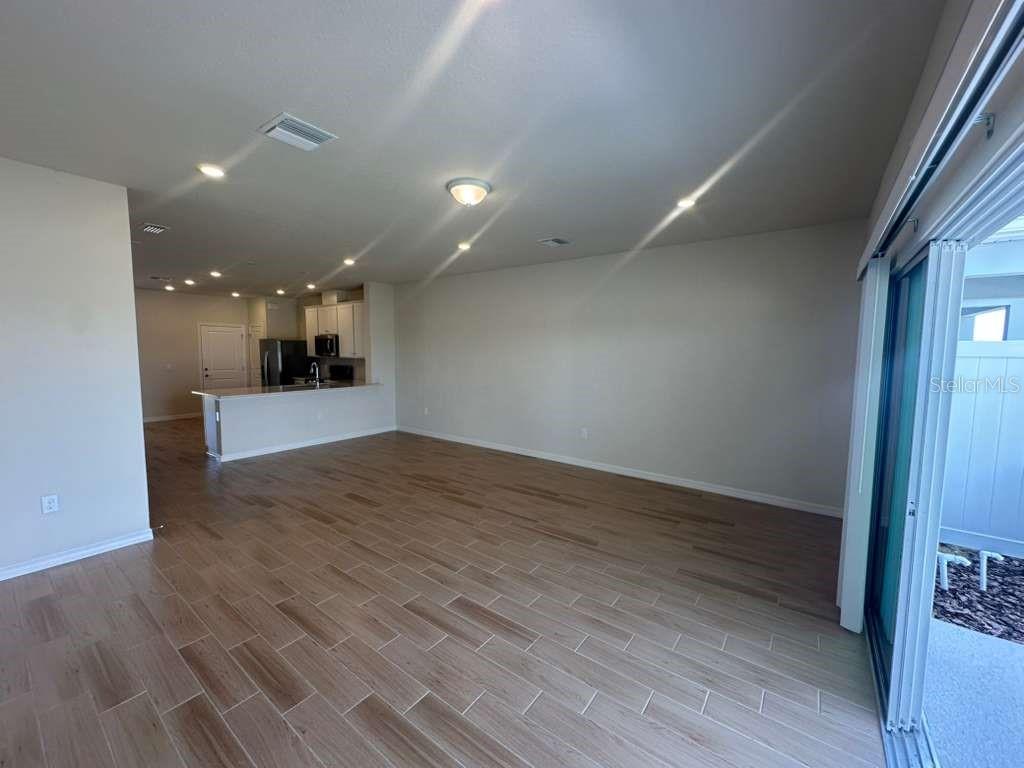 4220 CHESTER SPRINGS BLVD, DAVENPORT, FL, 33837
