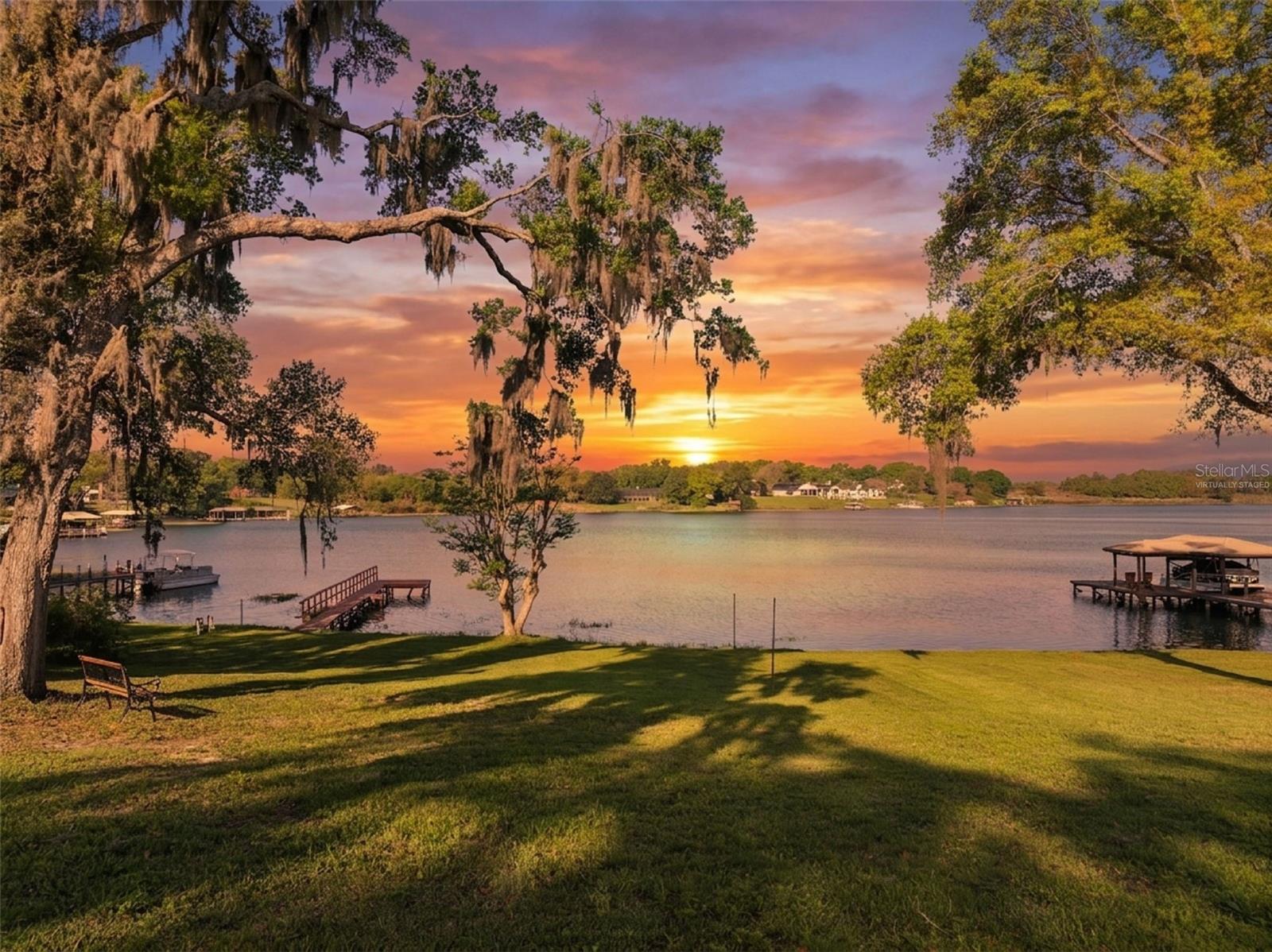 2874 E CROOKED LAKE DR, EUSTIS, FL, 32726