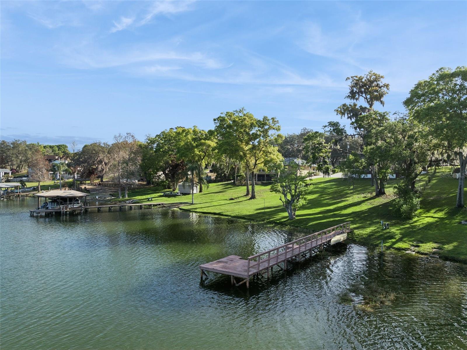 2874 E CROOKED LAKE DR, EUSTIS, FL, 32726